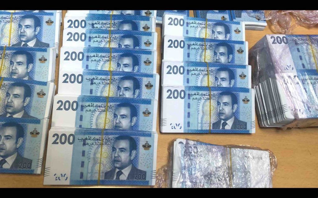 Maroc liasses de billets de 200 dhs 200 dirhams