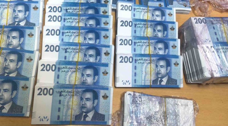 Maroc liasses de billets de 200 dhs 200 dirhams