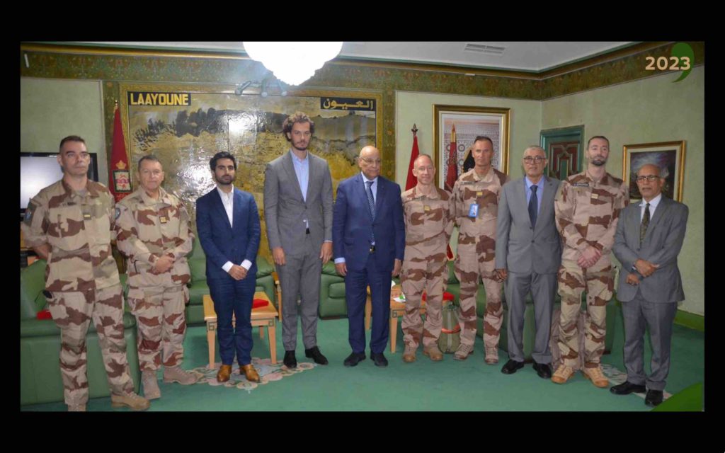Sahara : des diplomates et des militaires français à Laayoune
