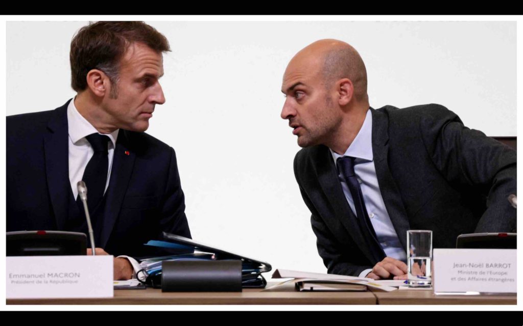 Jean Noël Barrot Emmanuel Macron 
