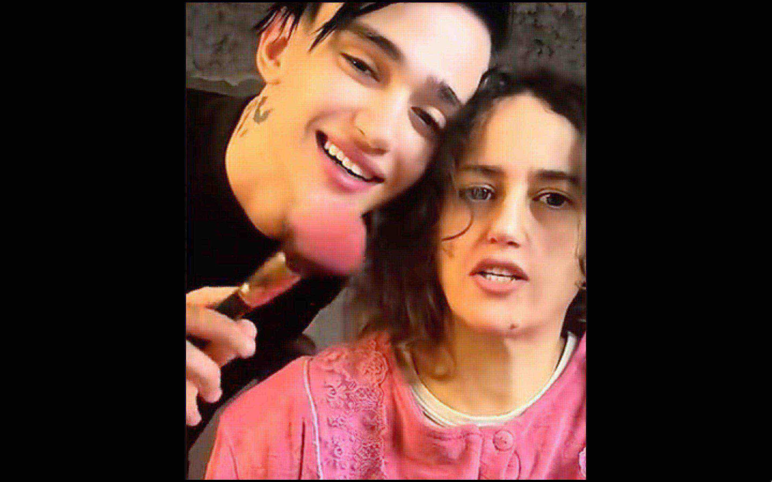 tiktokeur Adam Benchakroun et sa mère